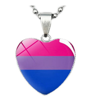 Necklace With Beautiful Heart Pendant Bisexual